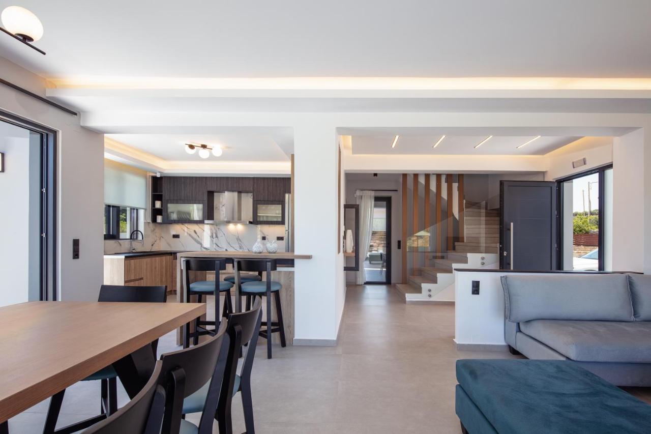Sunnyside Villas, Ideal For Vibrant Stays,By Thinkvilla Pigianos Kampos  ภายนอก รูปภาพ