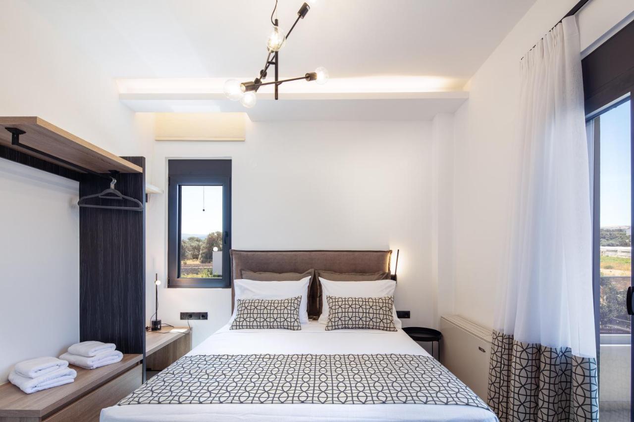 Sunnyside Villas, Ideal For Vibrant Stays,By Thinkvilla Pigianos Kampos  ภายนอก รูปภาพ