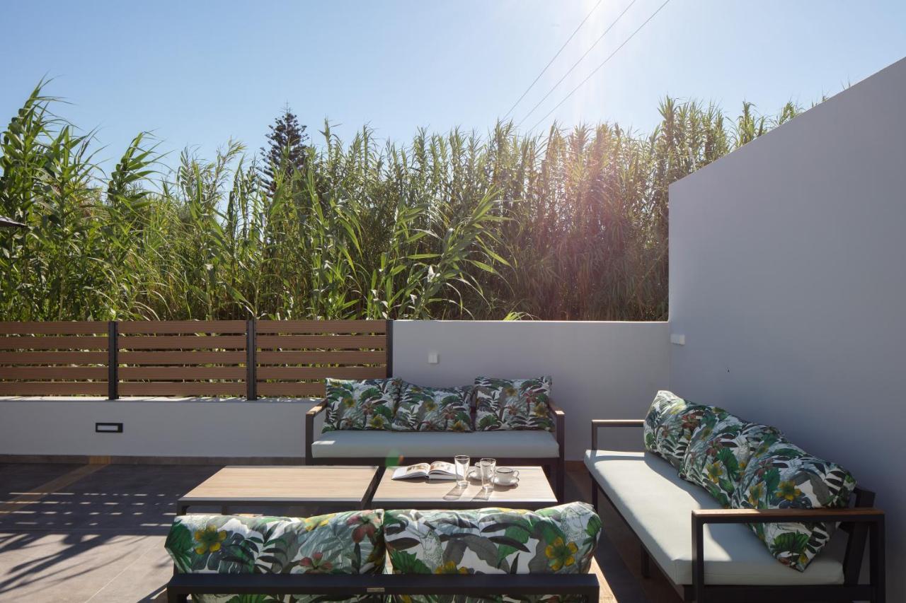 Sunnyside Villas, Ideal For Vibrant Stays,By Thinkvilla Pigianos Kampos  ภายนอก รูปภาพ