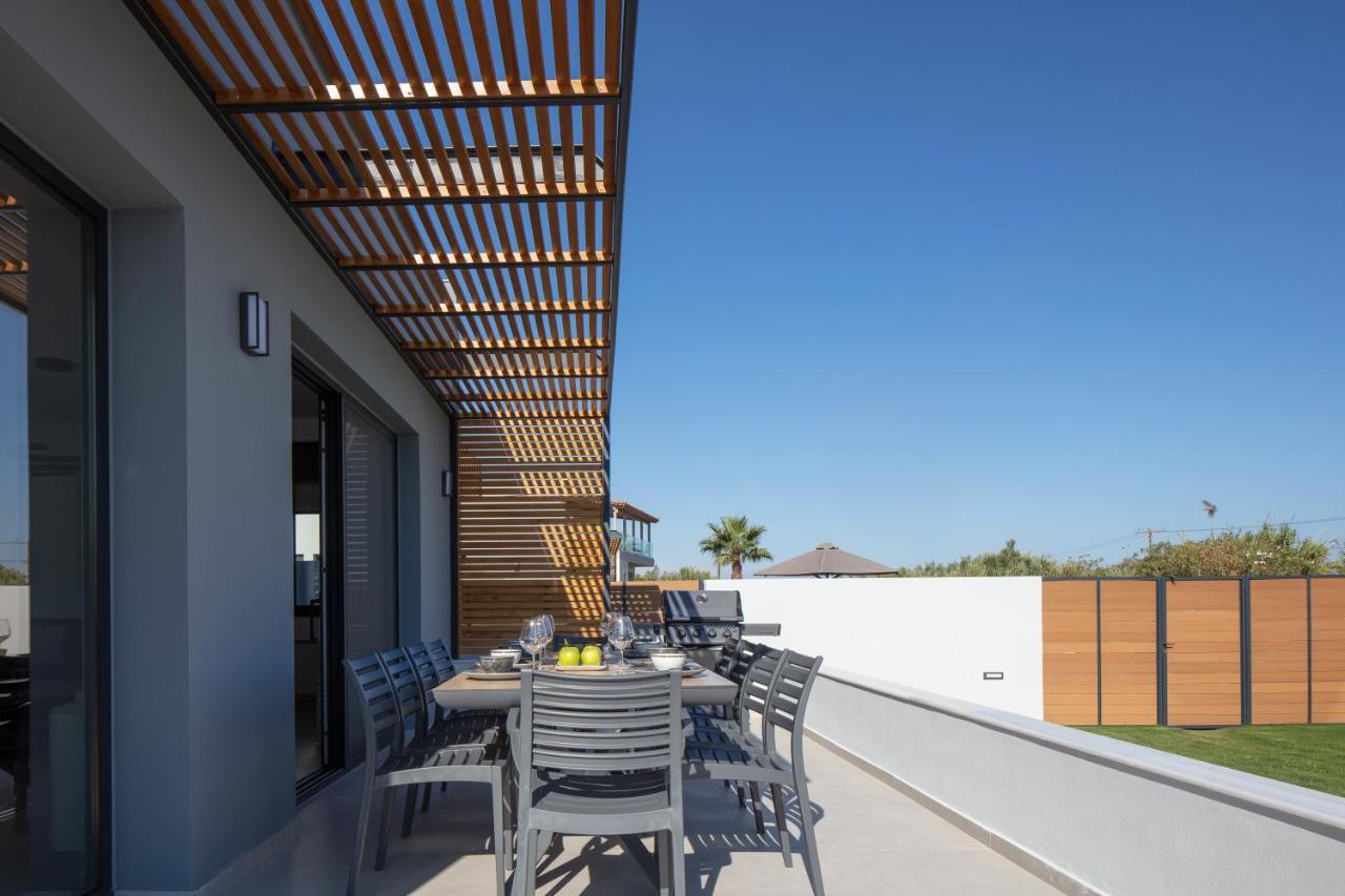 Sunnyside Villas, Ideal For Vibrant Stays,By Thinkvilla Pigianos Kampos  ภายนอก รูปภาพ